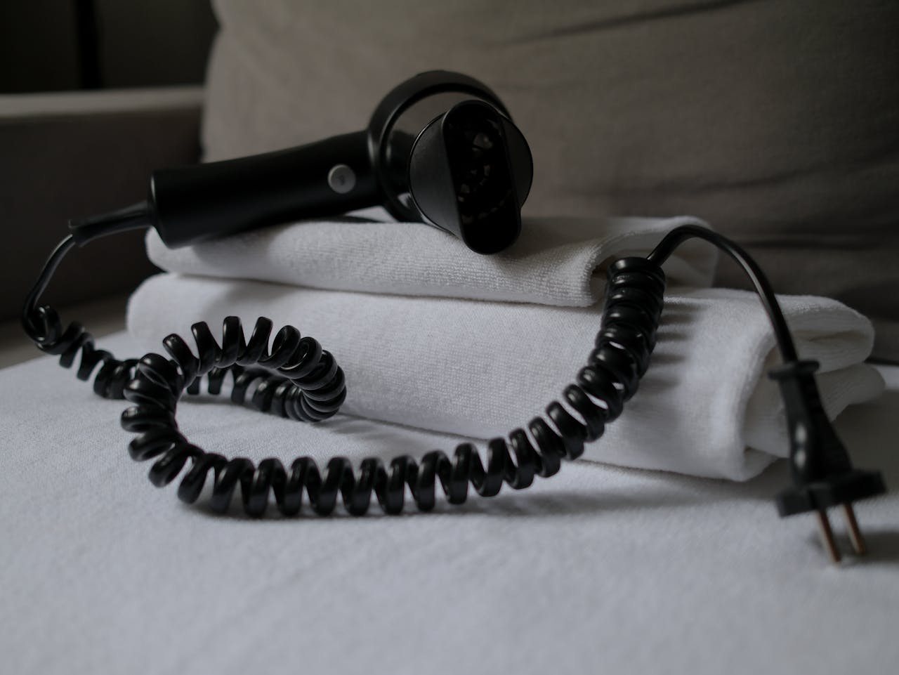 Historians Reveal 12 Everyday Objects That Used to Be Shockingly Unsafe