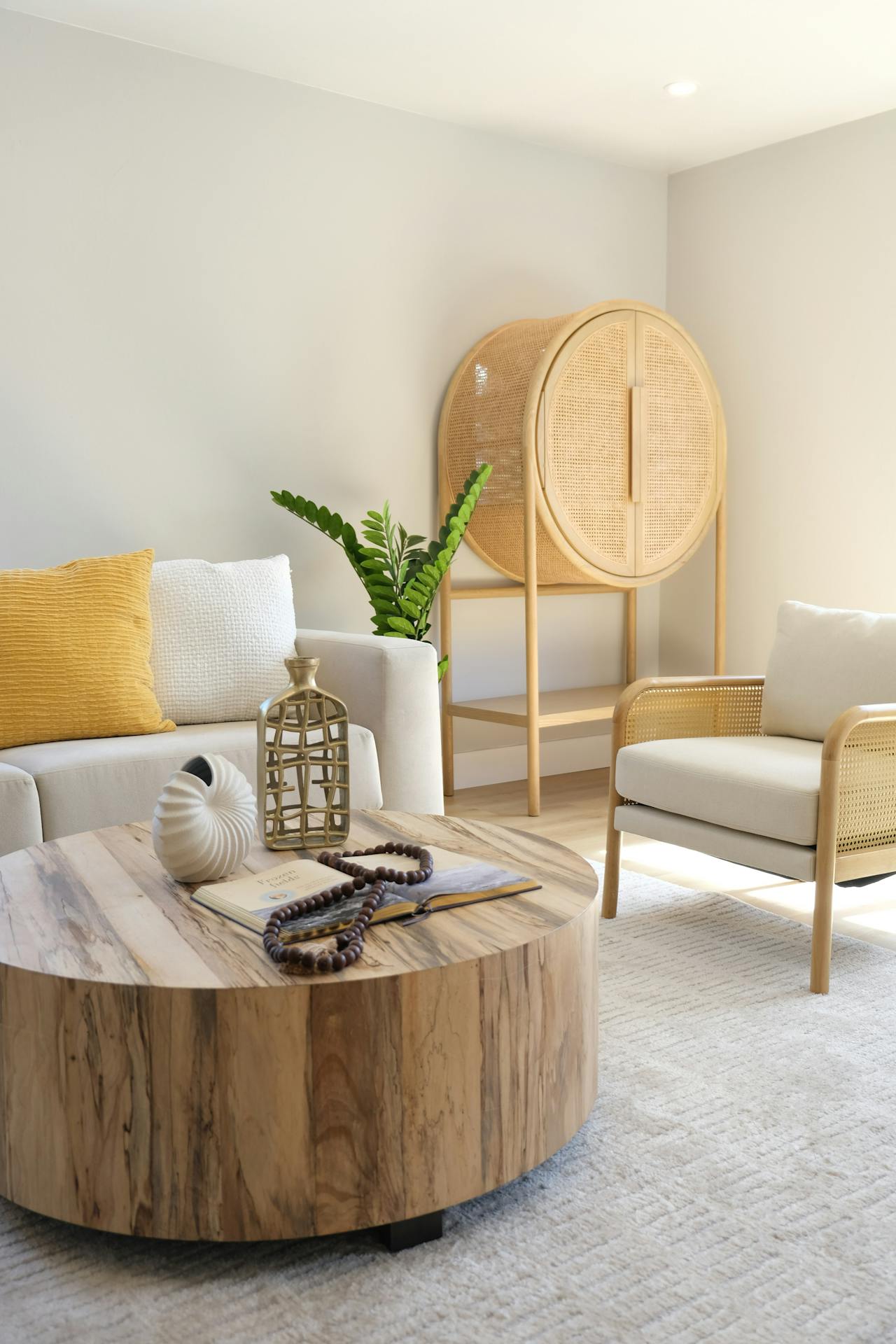 Curved Furniture and Soft Edges