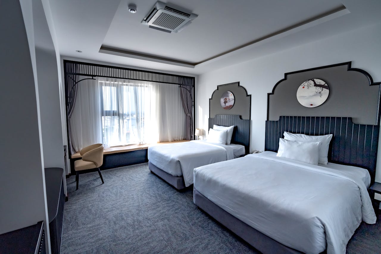 12 Things Hotel Housekeepers Wish Guests Would Stop Doing Before Checkout
