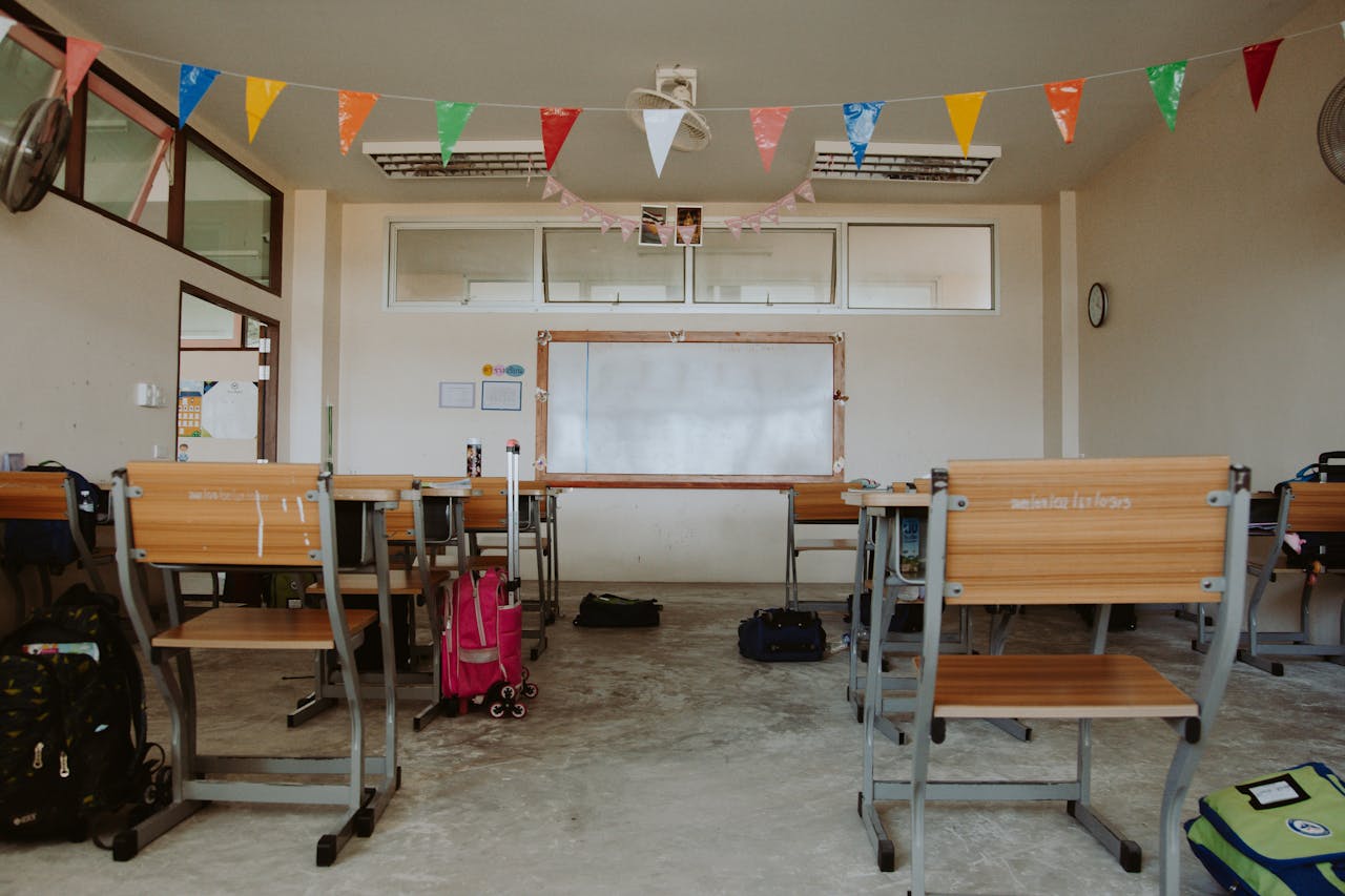  School Staff Rooms and Campuses
