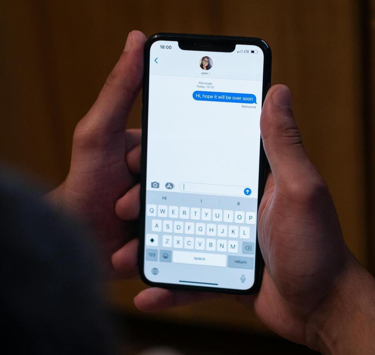 Ending Conversations With “Sent From My Phone” Energy