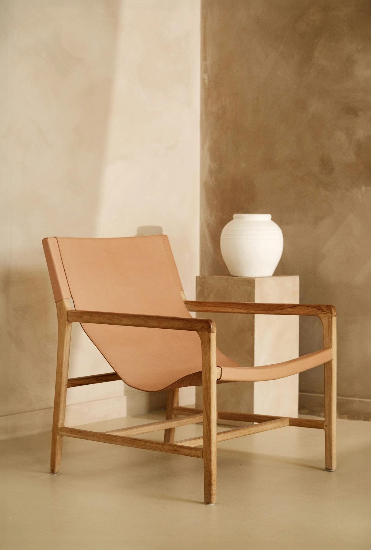 Textured Walls and Natural Finishes
