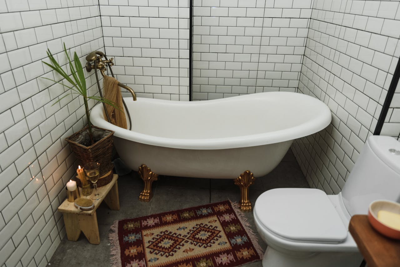 Carpeted Bathrooms That Hold Moisture
