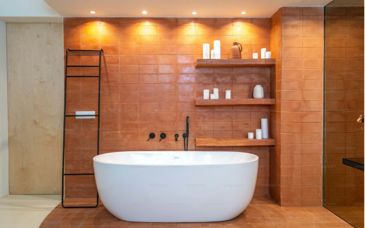 Limited Storage Makes Bath Essentials Inconvenient