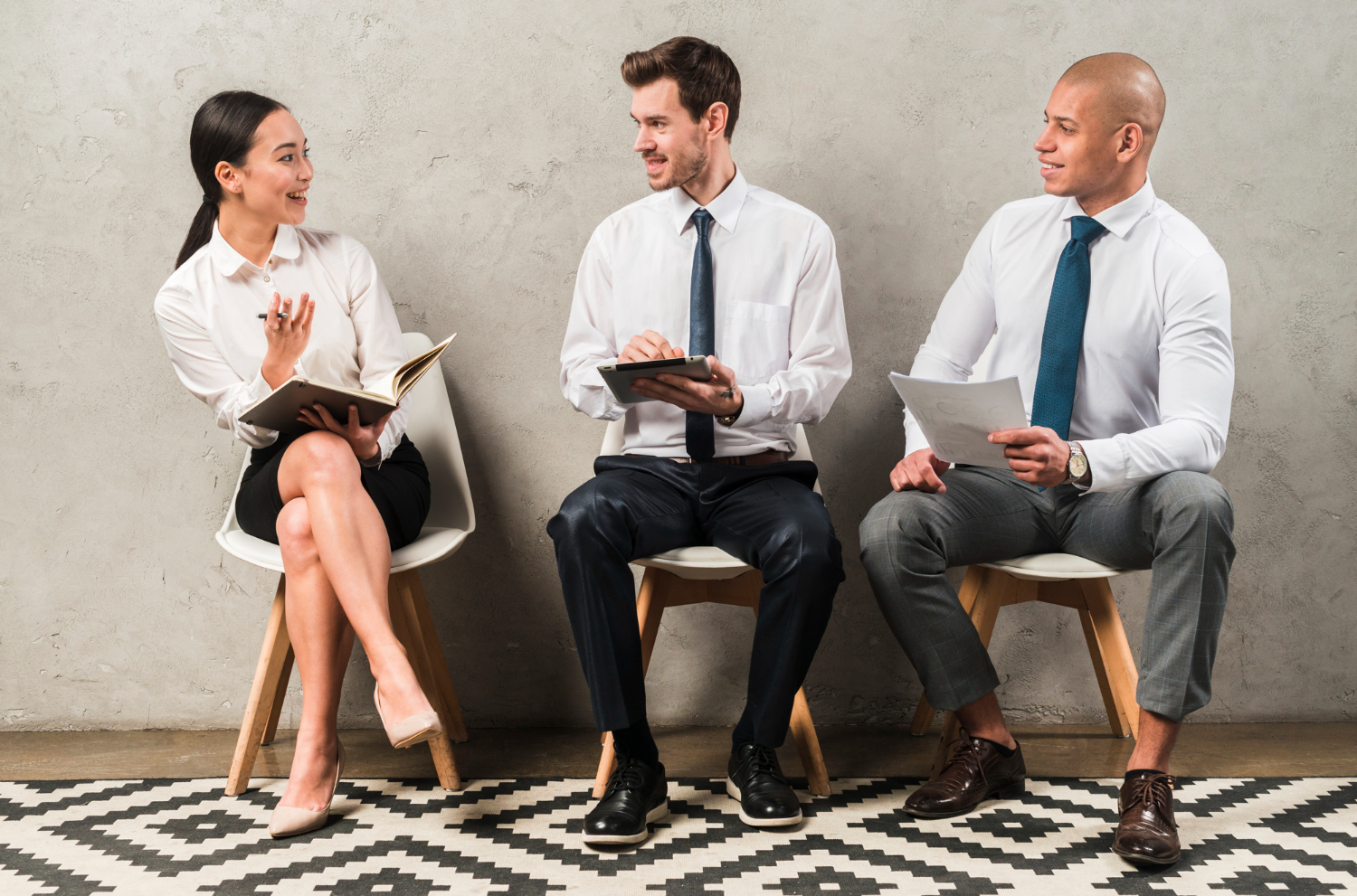 10 Body Language Mistakes That Sabotage Your Job Interview