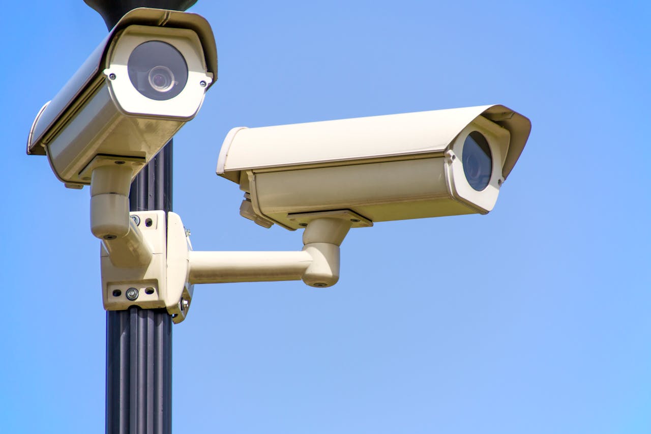 App-Dependent Security Cameras That Lose Features