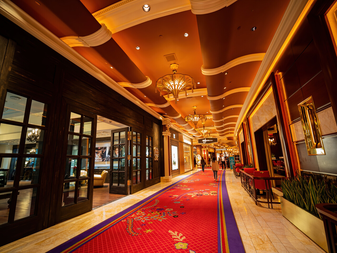  Let Kids Linger on Casino Floors
