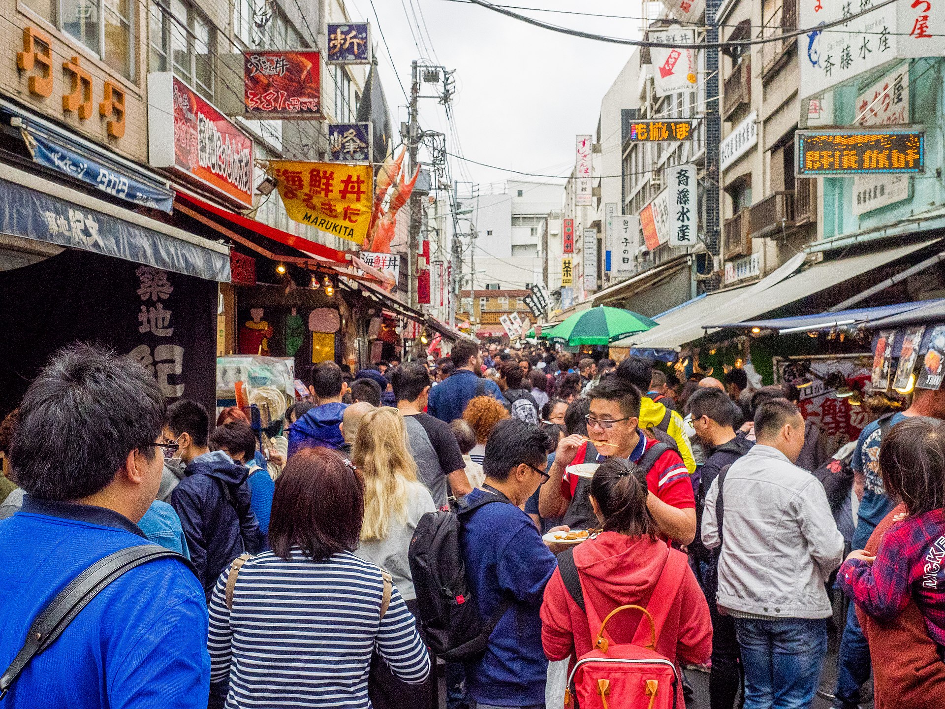 Tsukiji Outer Market: Tokyo, Japan