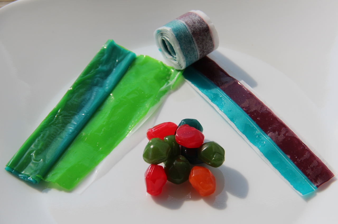 12 Nostalgic Foods Gen Z Missed (and the ones that taste like disappointment)