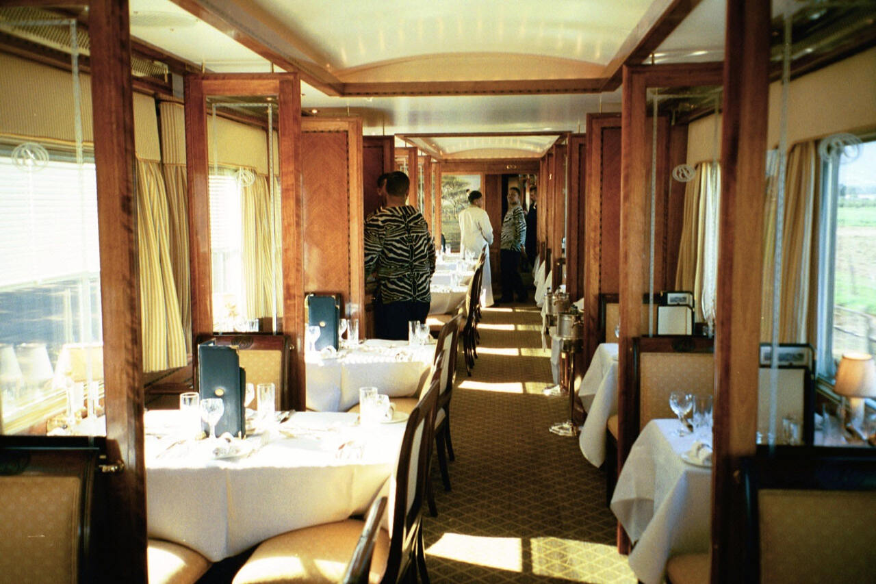 The Blue Train’s Elegant Restaurant
