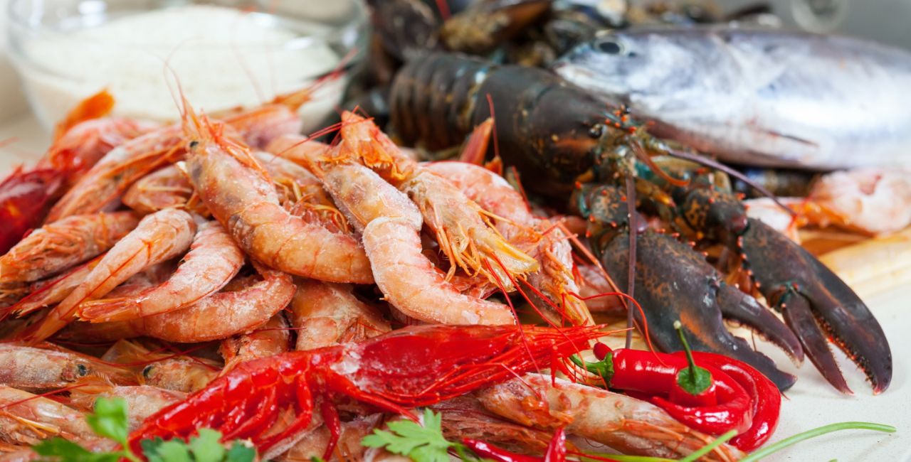 Cruise Buffets Still Have Seafood Risks (and Crew Warnings Keep Getting Ignored)