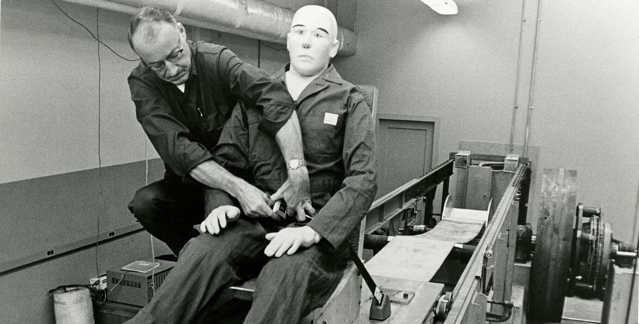 8 Seatbelt Law Changes from the 1980s That Sound Unreal Now (and Why the Rules Got Tough)