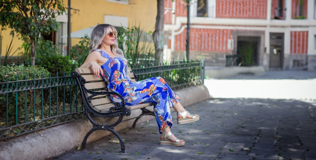 Stylists Say These 10 Style Choices Instantly Age Women Over 50