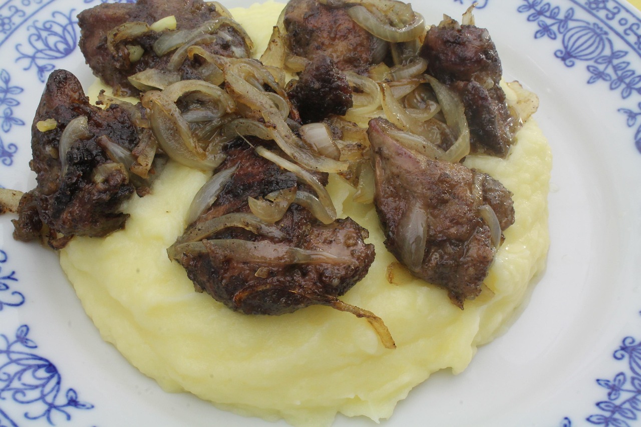 LIVER AND ONIONS