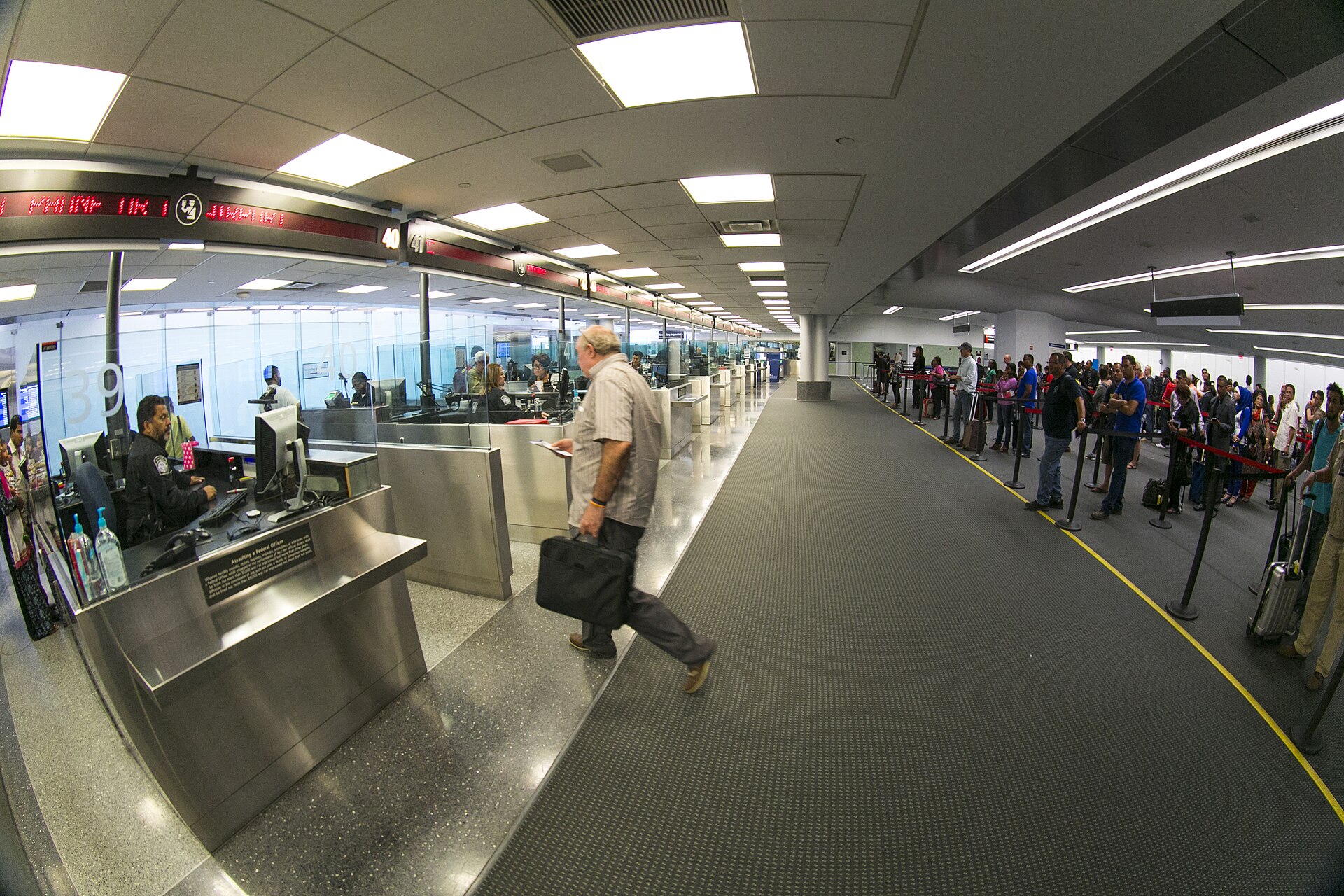 Philadelphia International Airport: Check-In Stress and Limited Seating