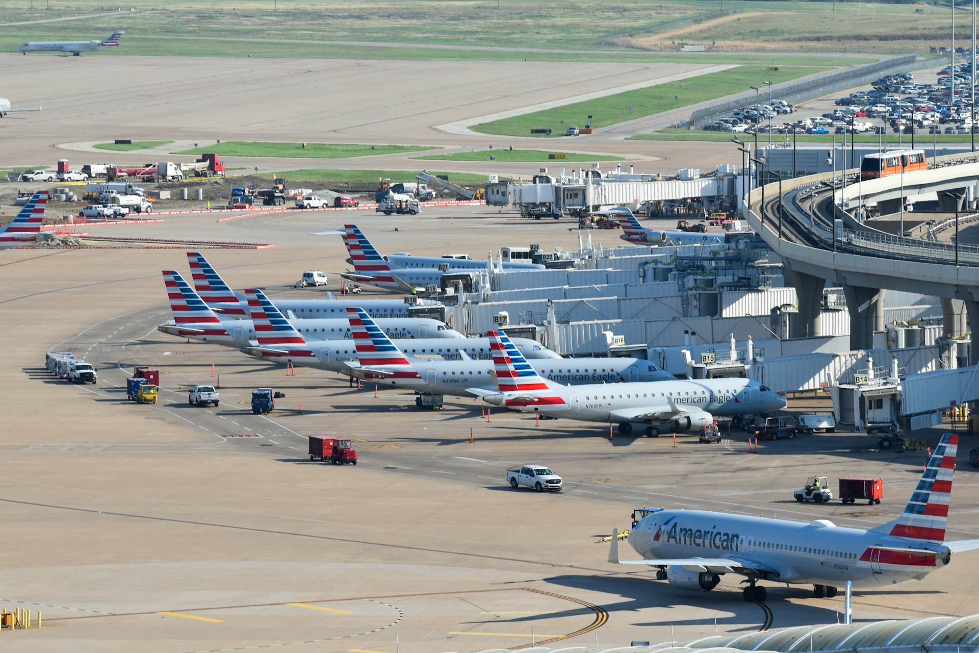 Dallas/Fort Worth International Airport: Long Walks and Crowded Terminals