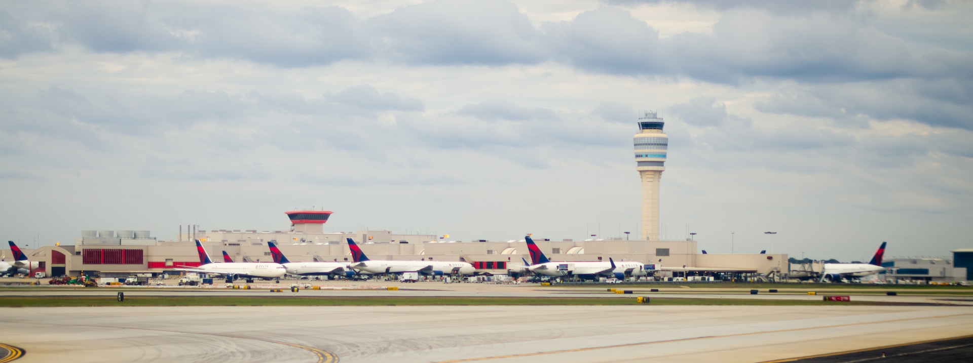 Atlanta Hartsfield-Jackson International Airport: The Bustle of the World’s Busiest Hub