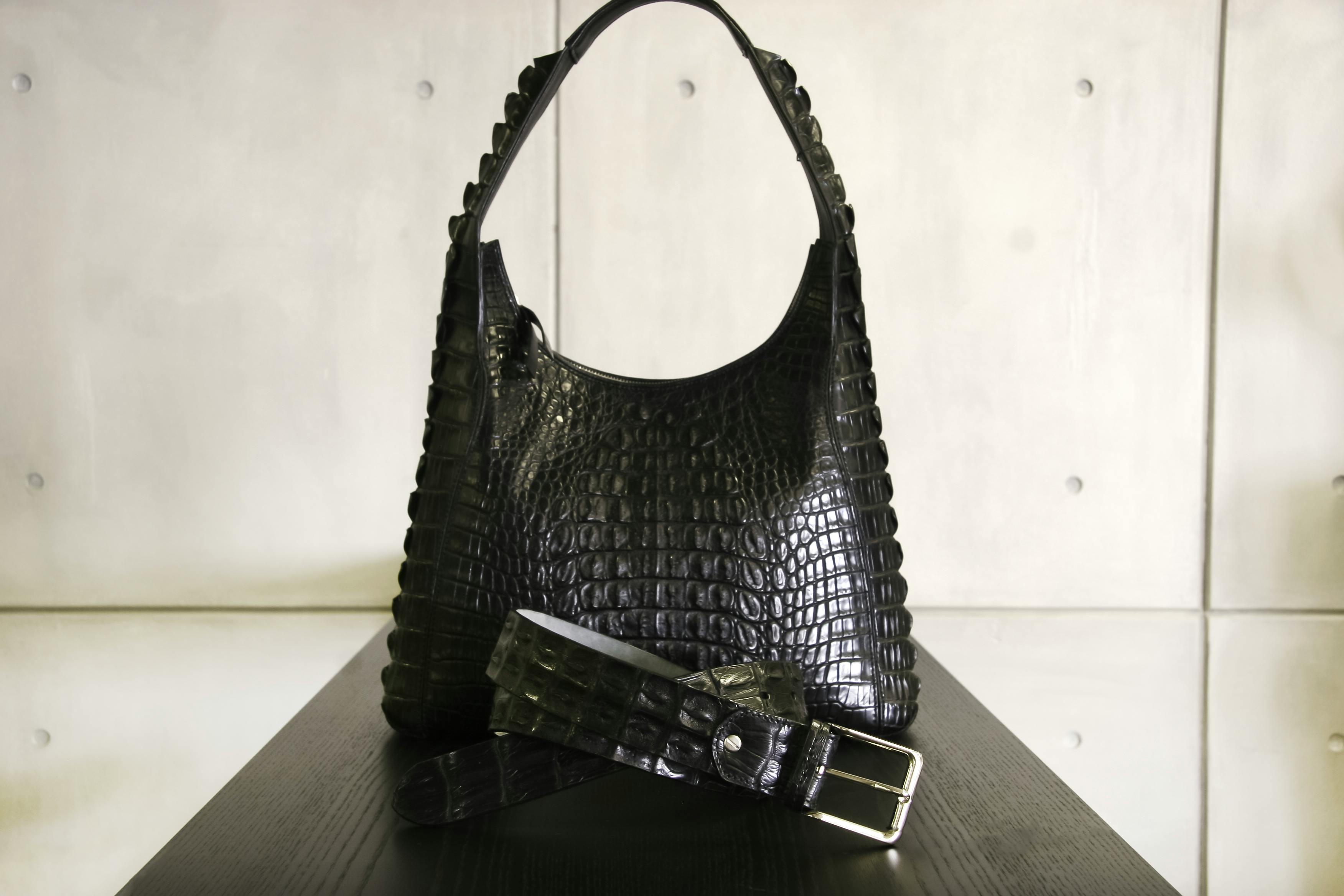 Hobo Bags With Slouchy Shapes