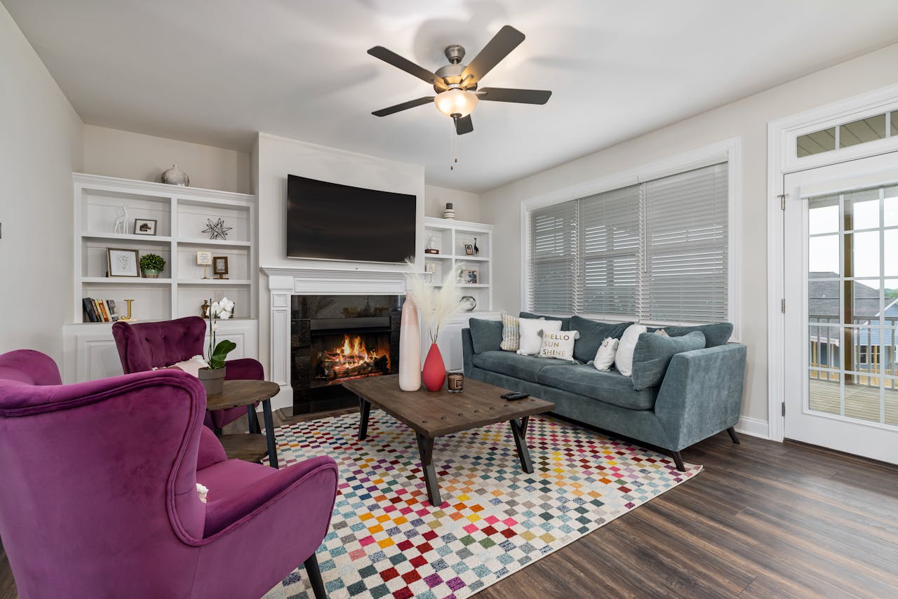 12 Things to Remove Before Guests Arrive That Make a Home Feel Cleaner Fast