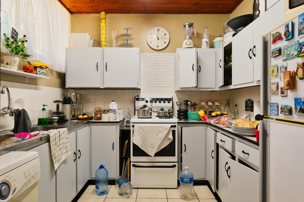 Countertop Clutter in the Kitchen