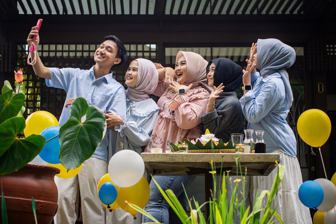 Birthday Picnics and Group Meetups