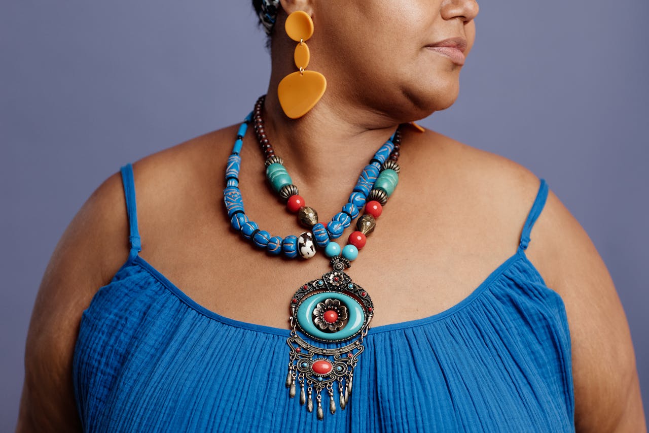 Wearing Statement Accessories with Restraint