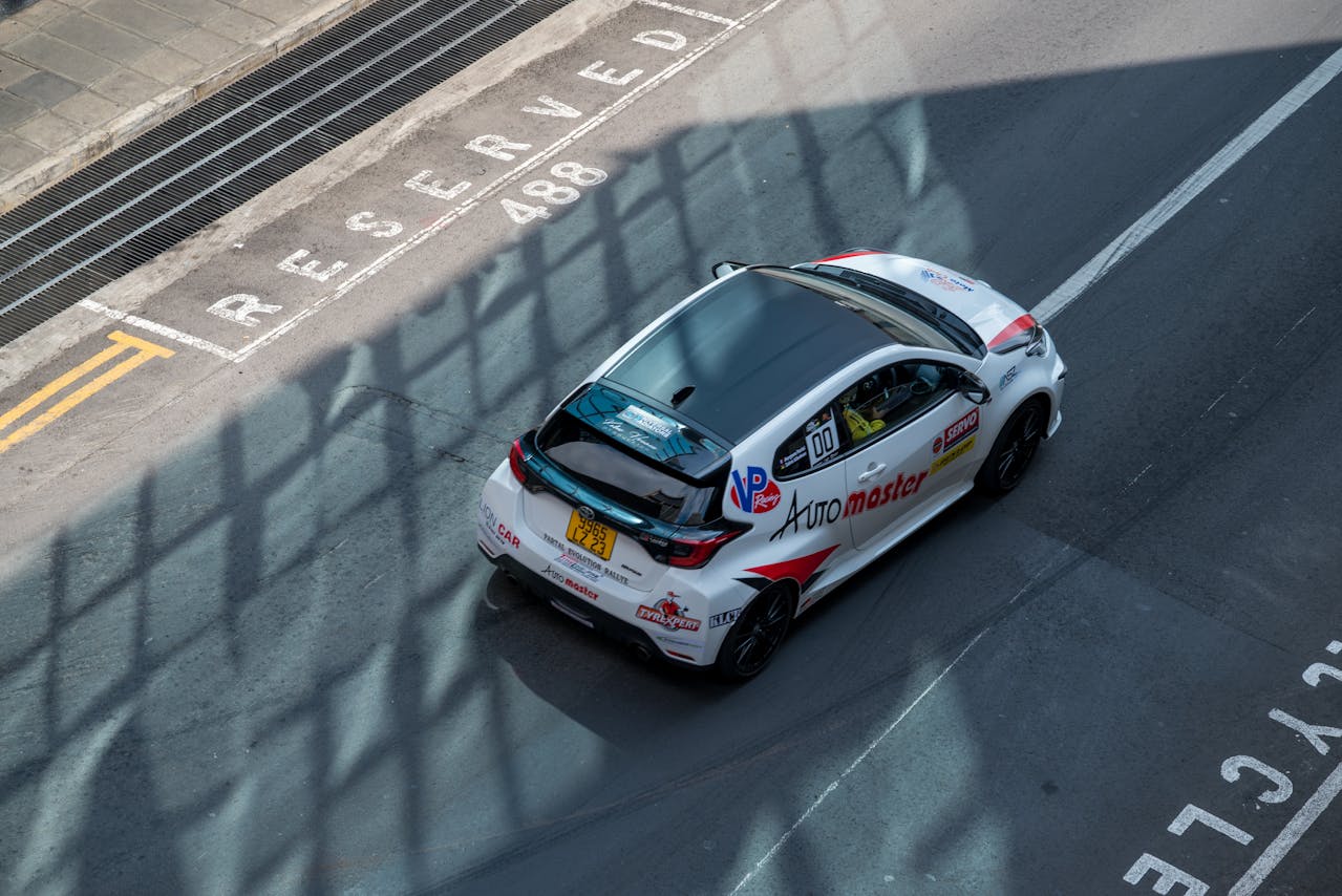  Do Donuts on the Strip