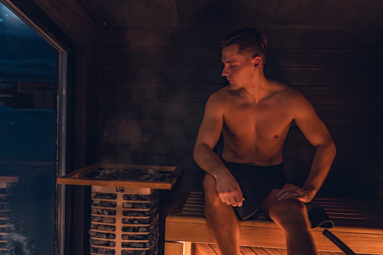 9 Bathhouse Social Rituals Travelers Love but Etiquette Mistakes Trigger Backlash