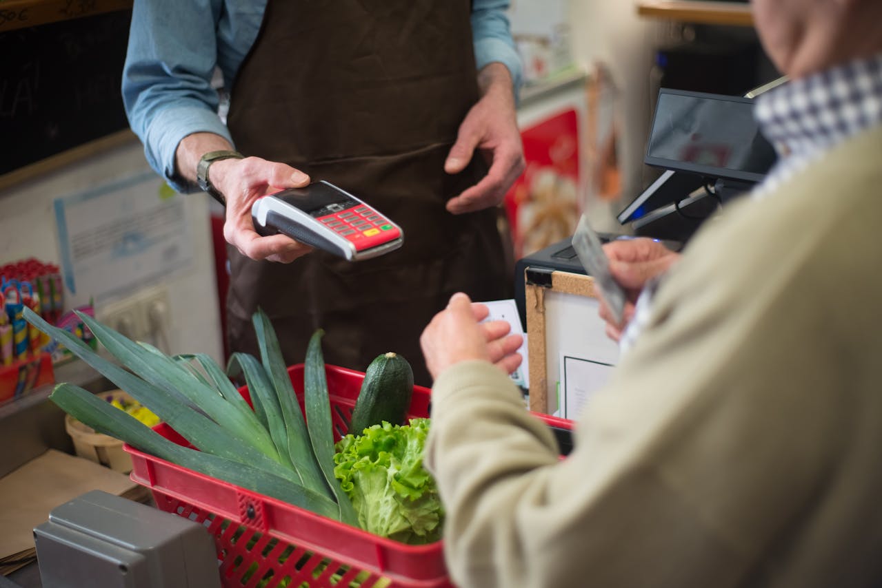 Paying With Only Credit Cards and Skipping Cash