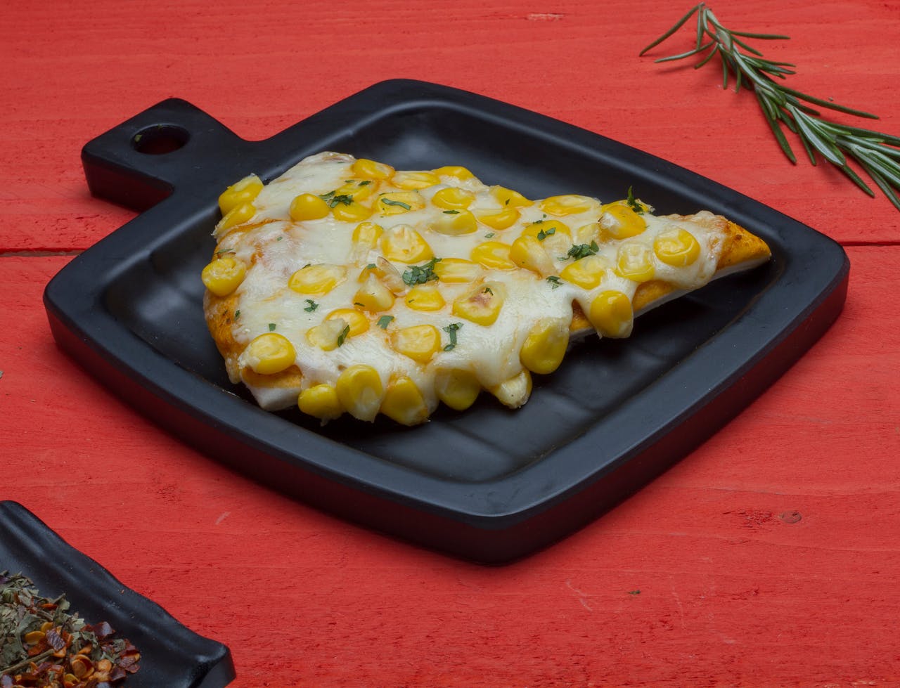 Corn on Pizza 