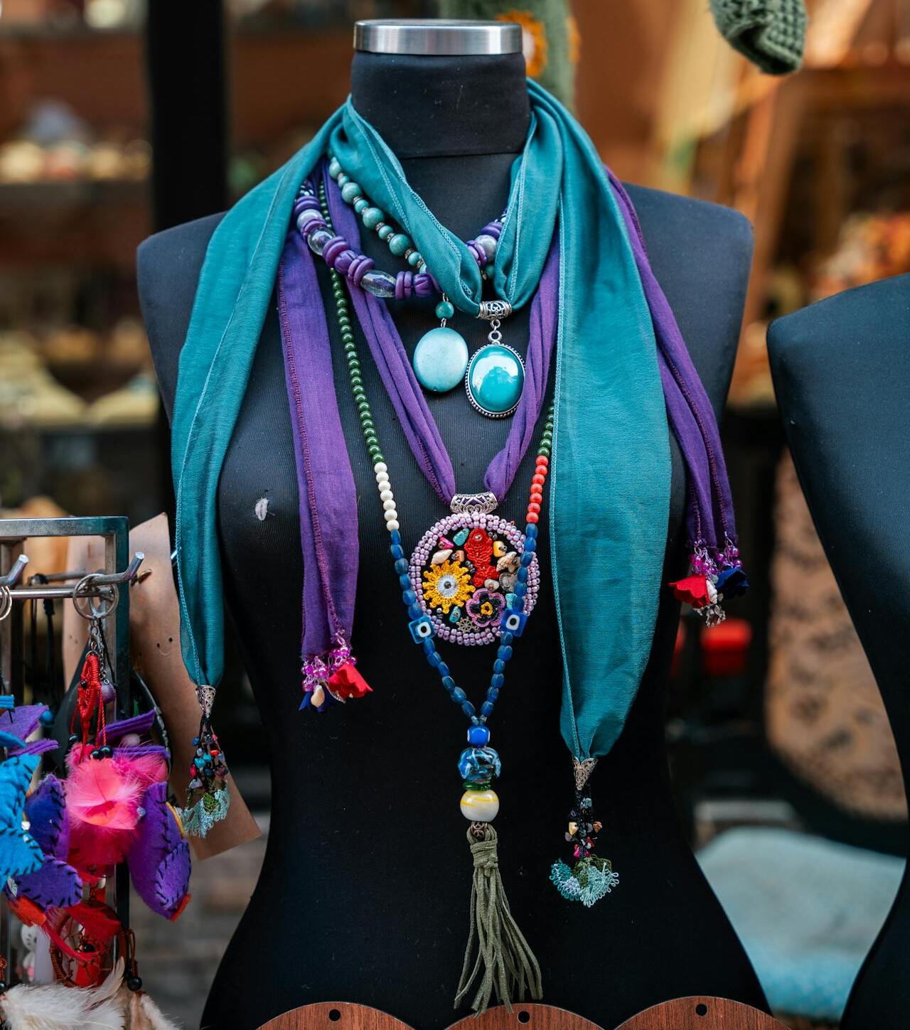 Layered Necklaces That Twist and Tangle