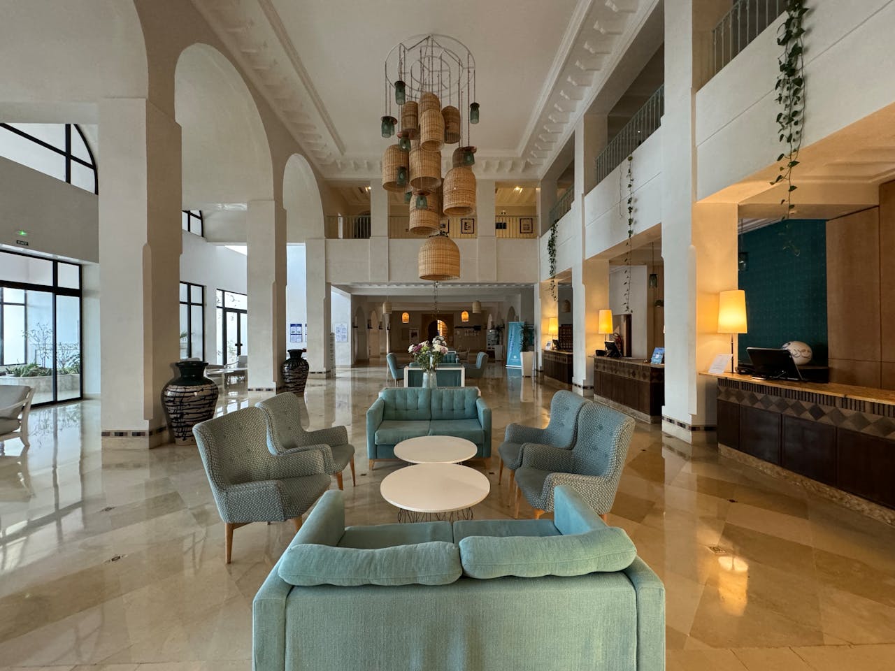 8 Classic Hotel Rituals Returning but Guests Say Forced Socializing Feels Awkward