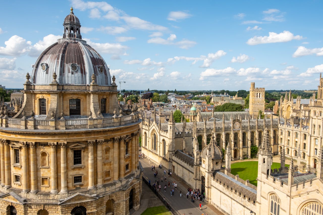 Oxford, England (Inspector Morse, Lewis)
