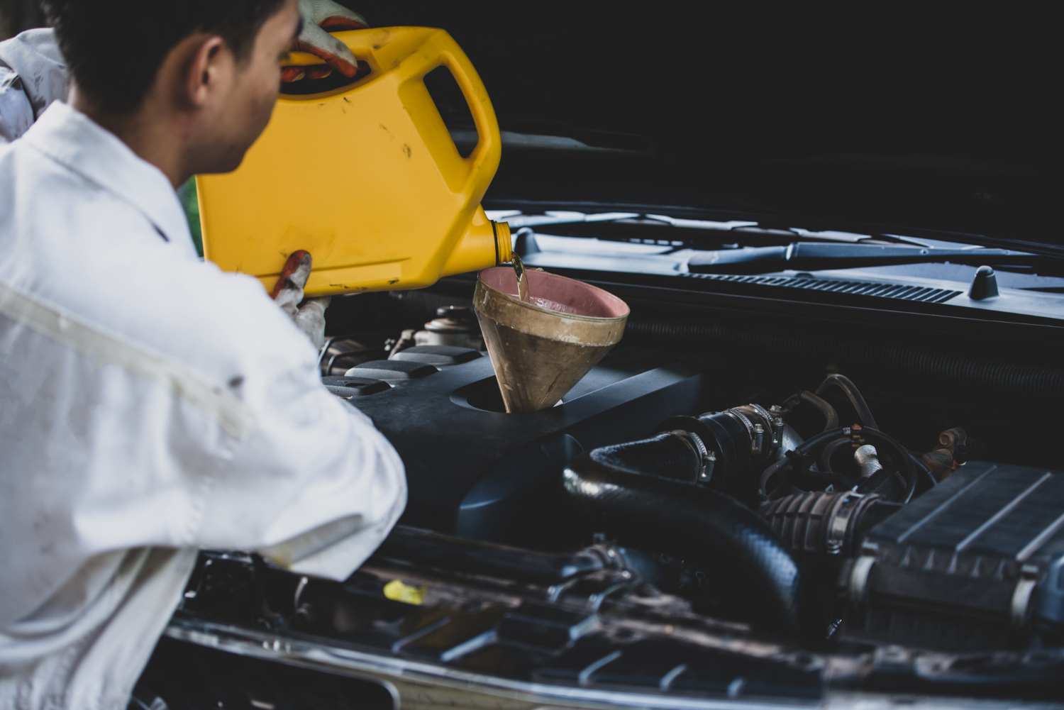 Overfilling or Underfilling the Oil