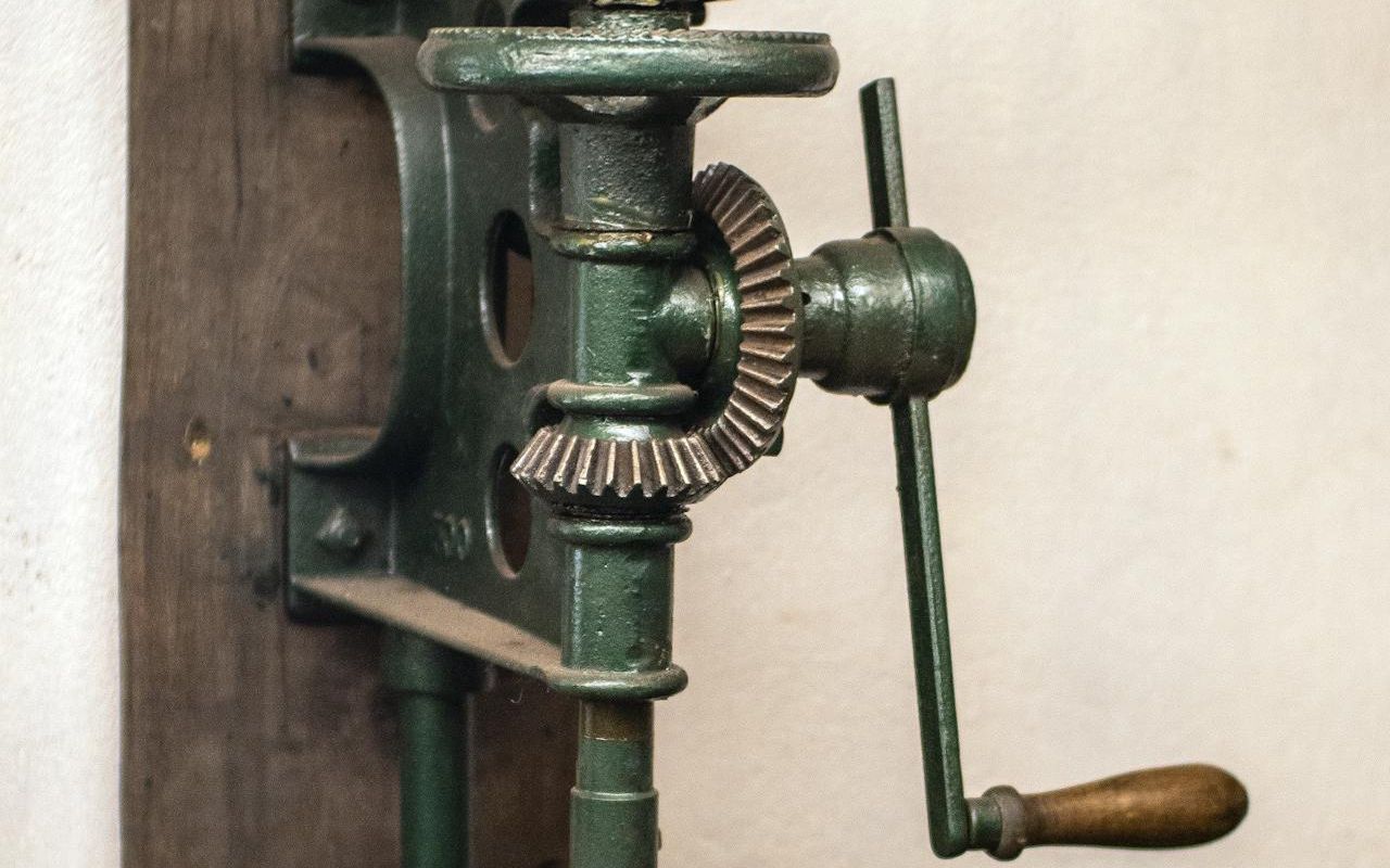 Classic Hand Crank Drills That Still Spin