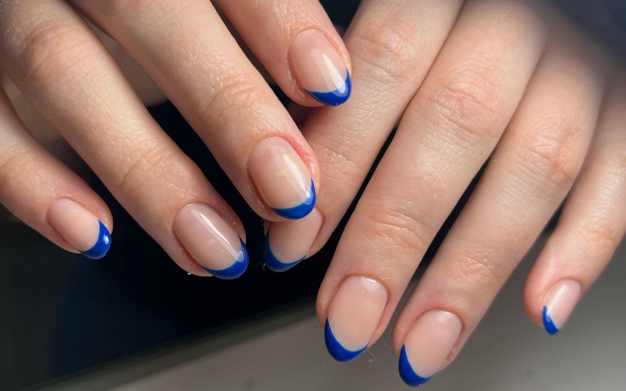 Micro French Vamp Tips for a Clean but Dark Twist