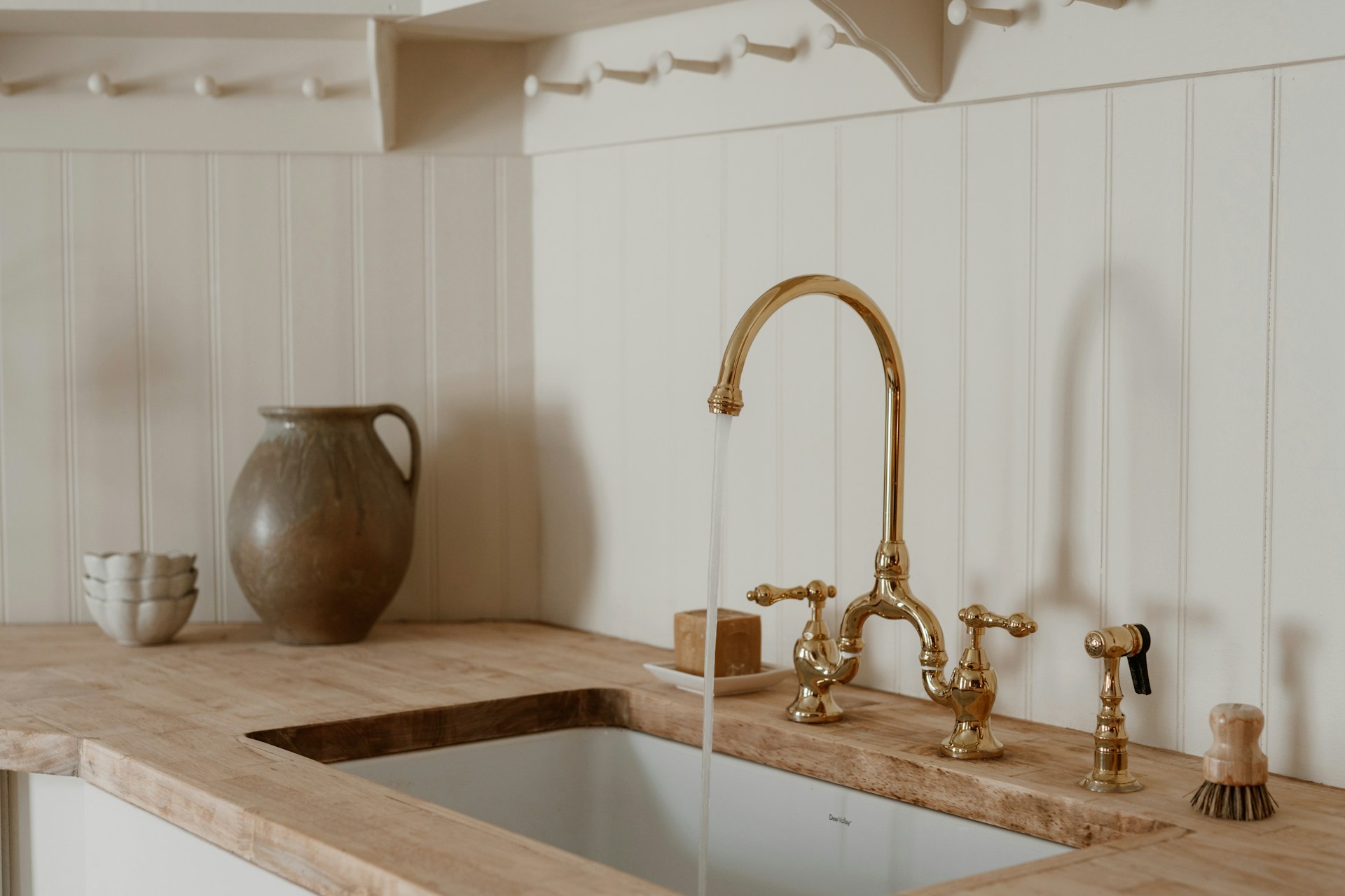 Heavy Stone Sinks Stress Cabinets and Countertops
