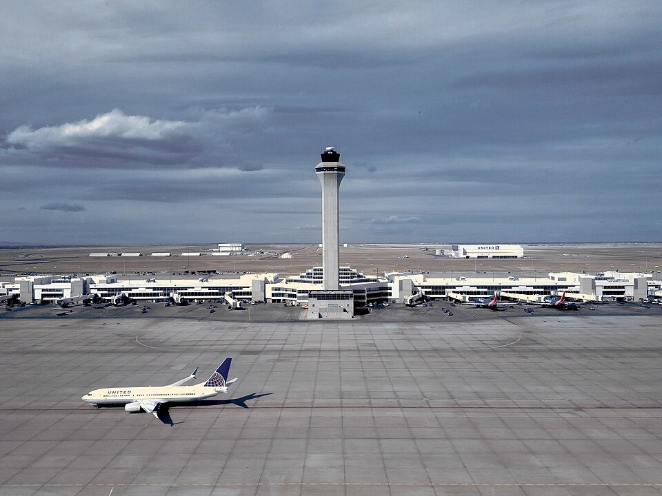 960px-DEN_Air_Traffic_Control_Tower