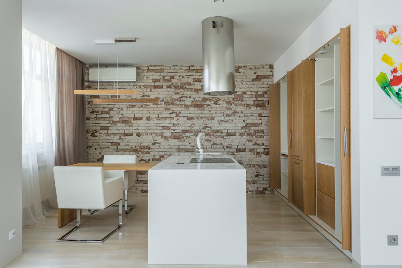Closed-Off Kitchens That Muffle the Heart of the Home