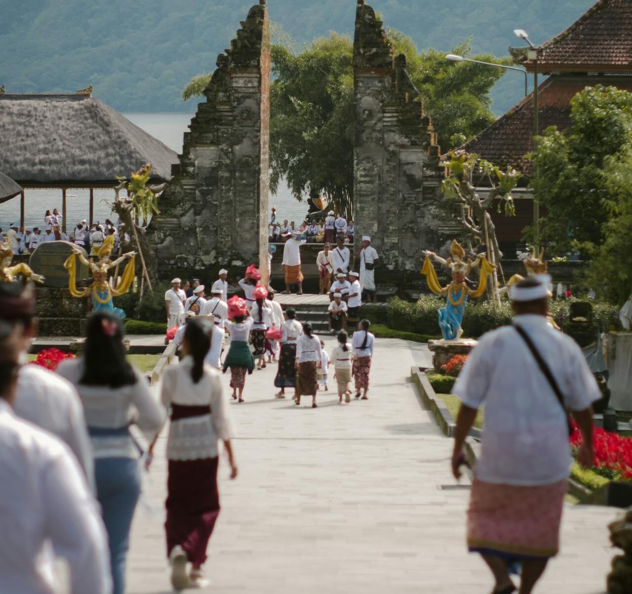 Tourist Horror Stories Exposing Bali And Marrakech As Total Overhyped Money Pits