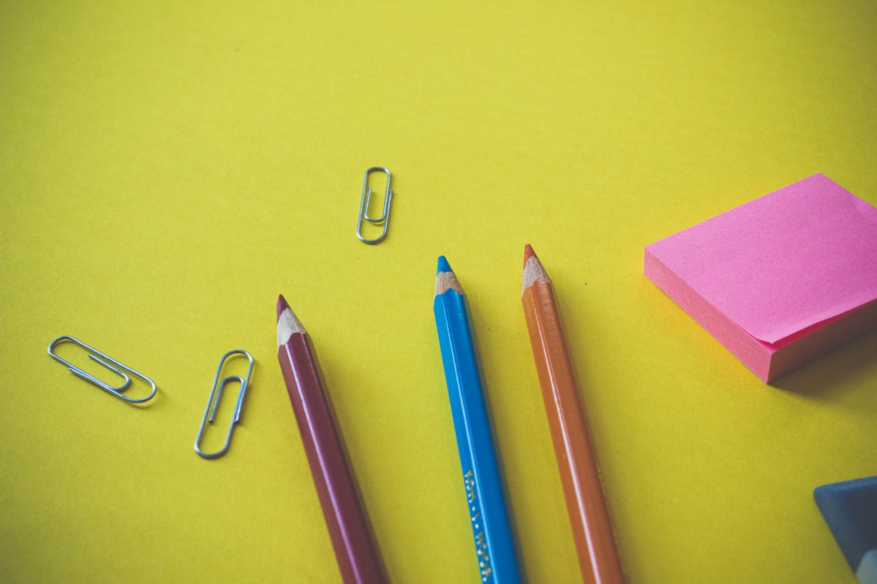 9 Everyday Household Items With Origins Nobody Talks About (because they’re stranger than expected)